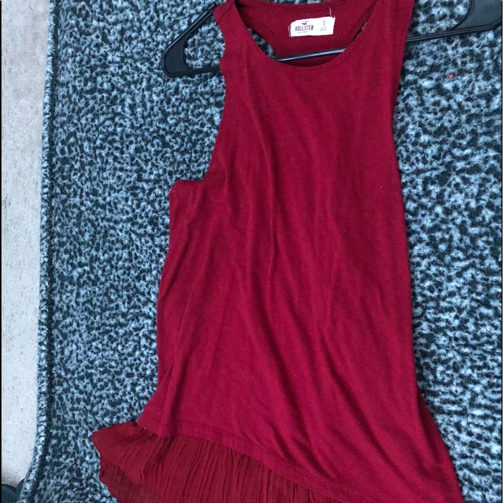 Hollister Tank top ruffle bottom